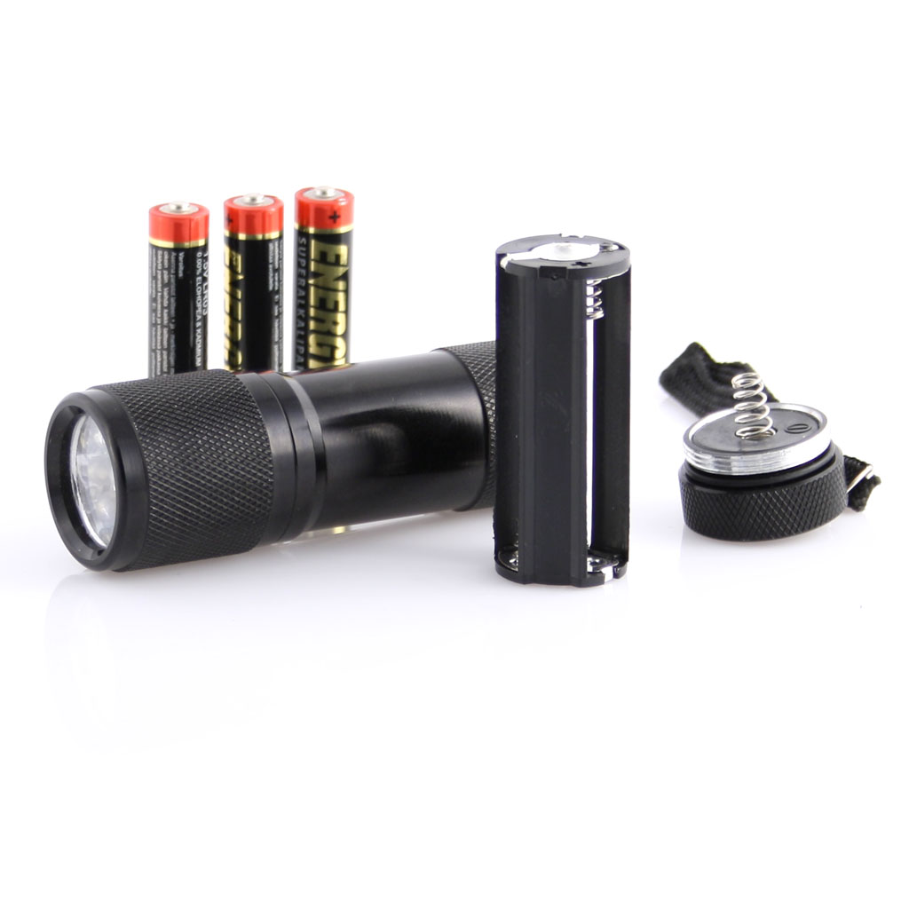 UV-lampa 3 x AAA 249kr - VALOSTORE.SE